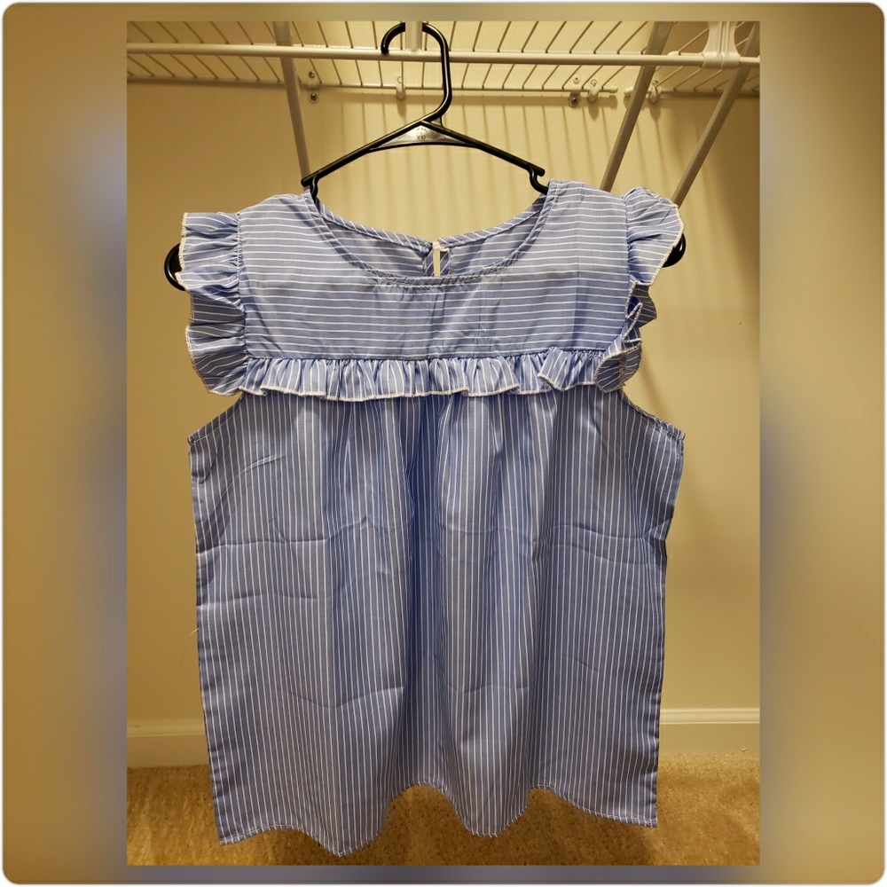 NWOT Frill trim pinstiped top. Size S